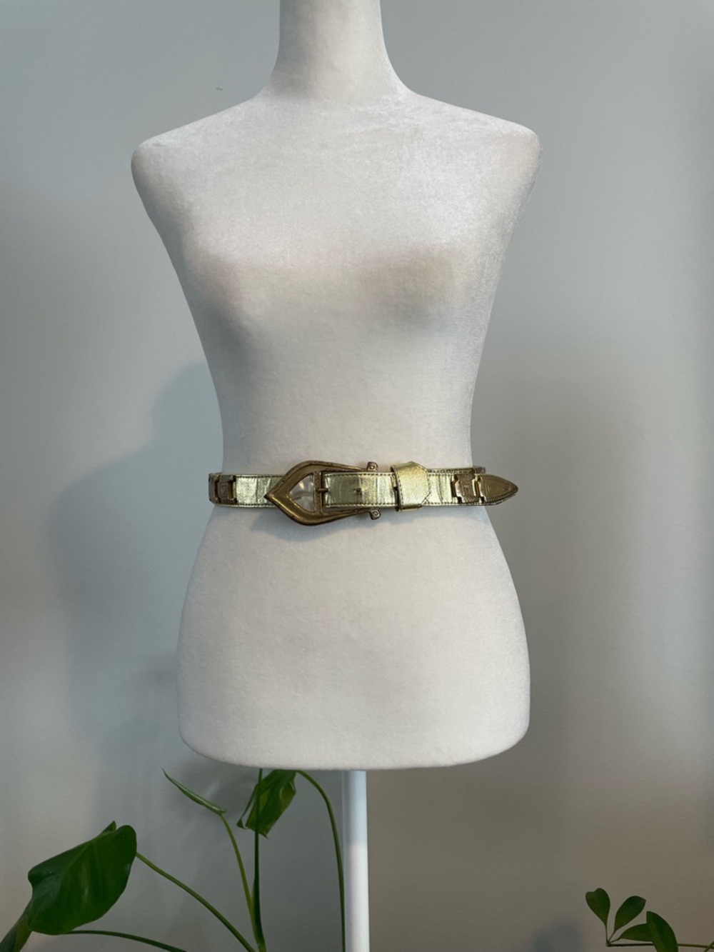 Vintage 80s Donna Katz Greek Key Metal Embellished Belt